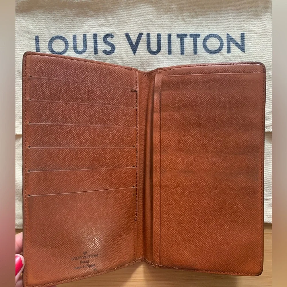 Louis Vuitton Monogram Porto
Valeurs Carte De Wallet - Picture 3 of 5